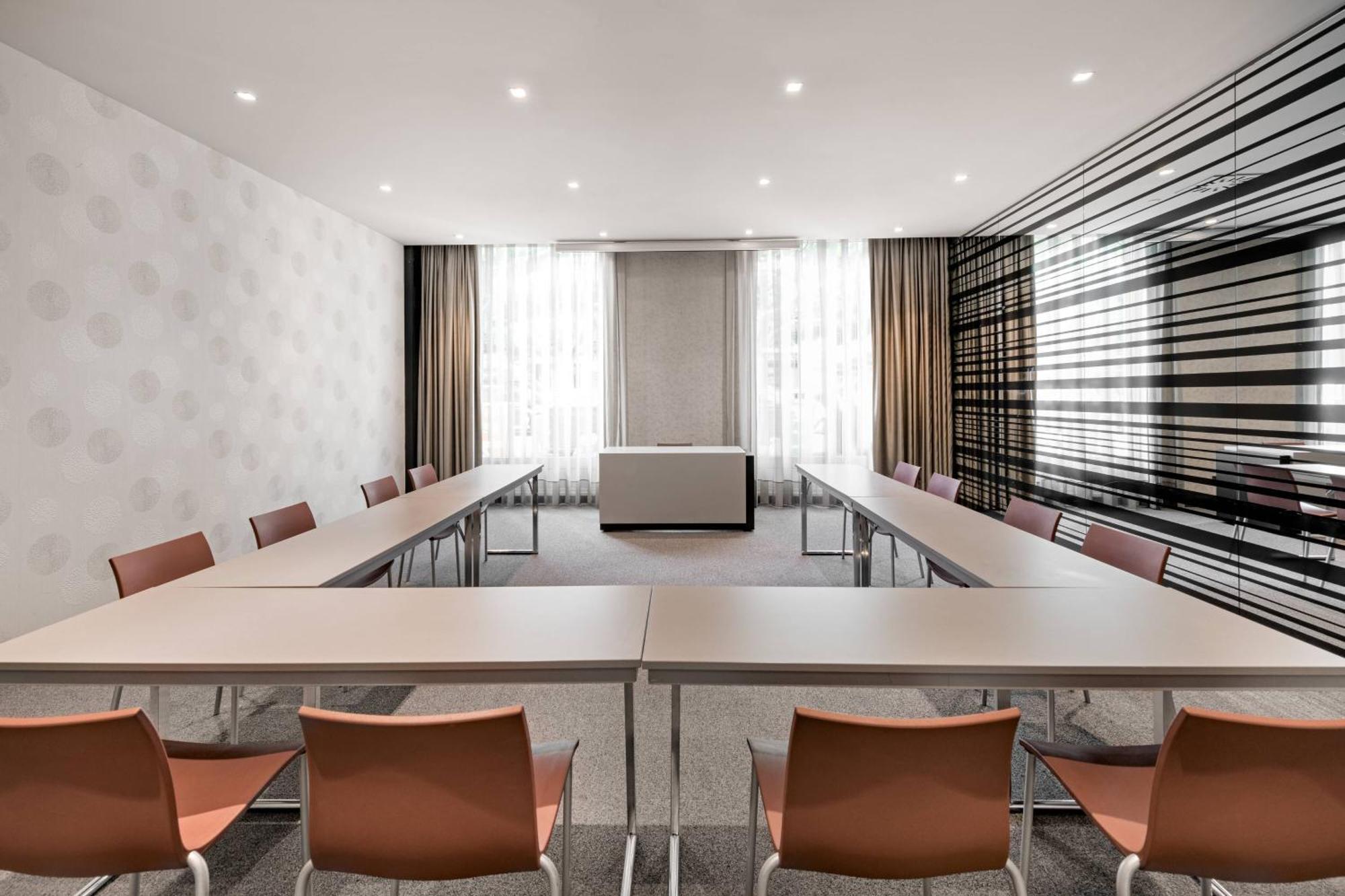 Ac Hotel Burgos By Marriott Экстерьер фото