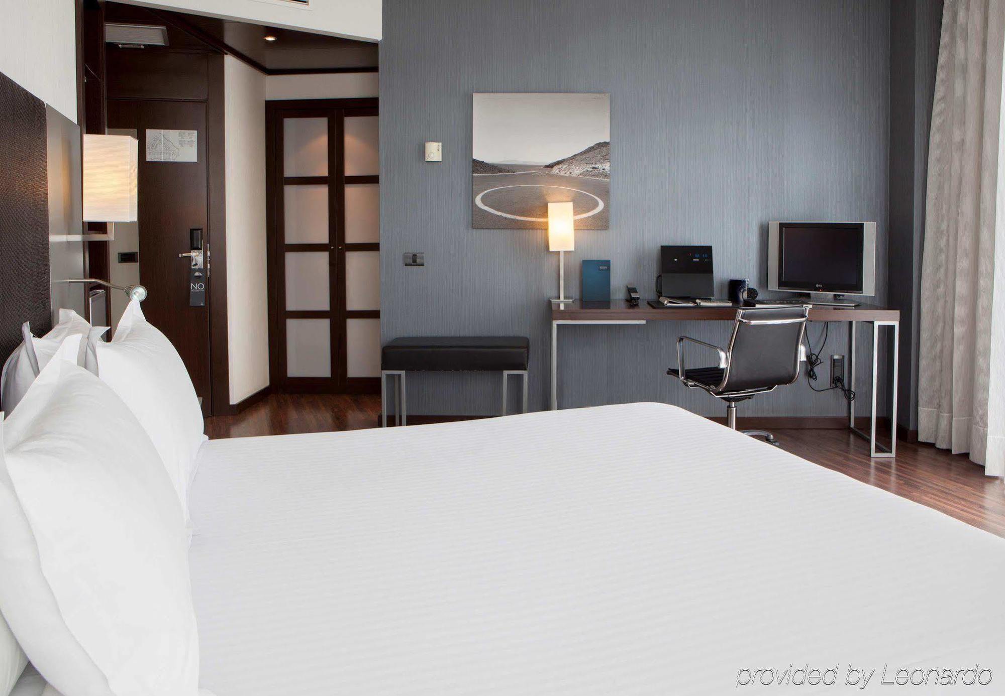Ac Hotel Burgos By Marriott Экстерьер фото